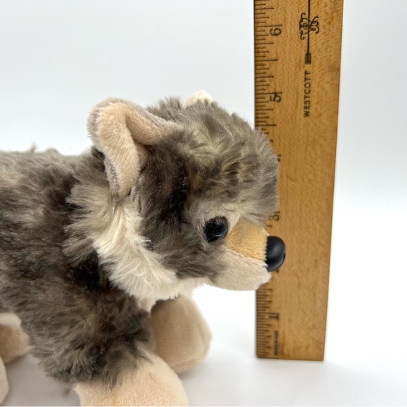 Wild Republic Timber Wolf Cub Stuffed Plush Animal 8 inch Long Grey and Tan CUTE - Picture 6 of 9